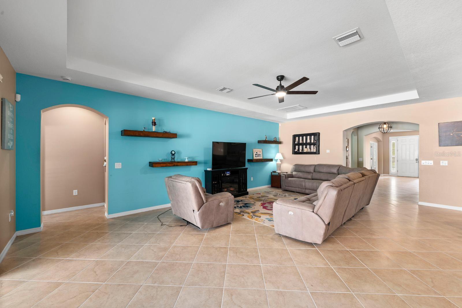 11403 SCRIBNER STATION LN, LITHIA, FL, 33547