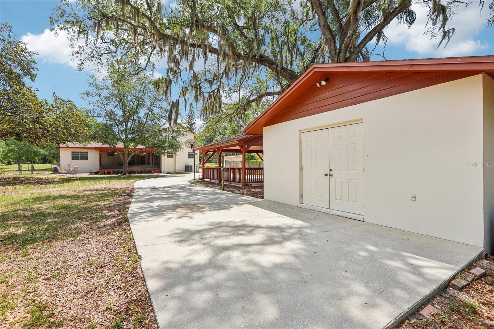 118 N GREENFIELD AVE, TEMPLE TERRACE, FL, 33617