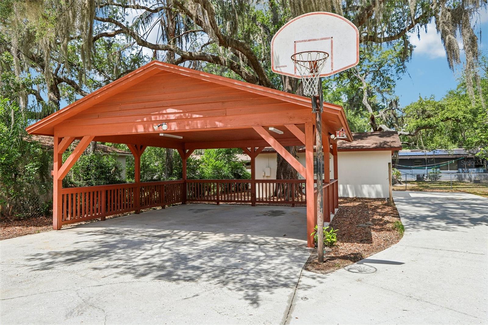 118 N GREENFIELD AVE, TEMPLE TERRACE, FL, 33617