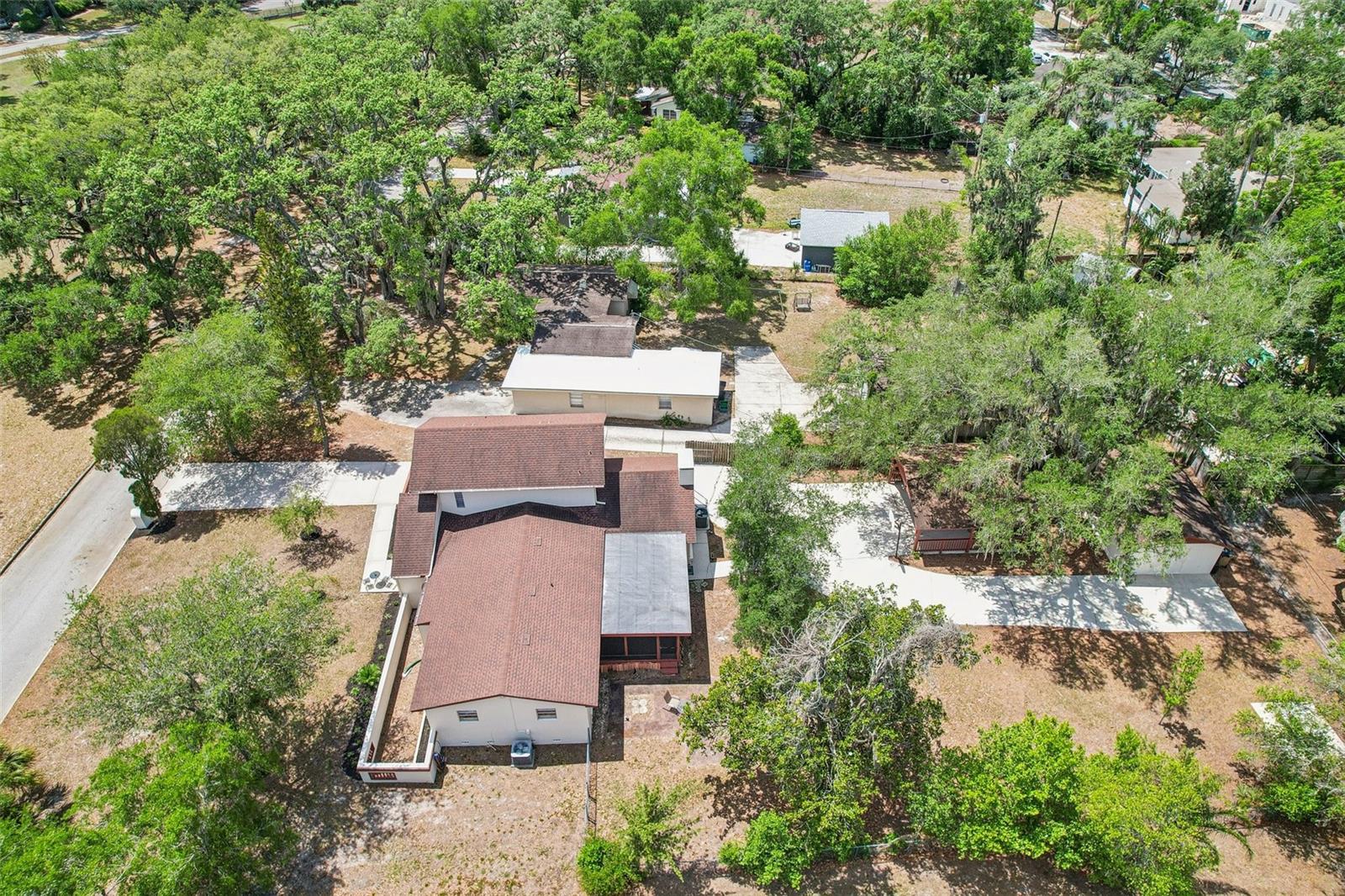 118 N GREENFIELD AVE, TEMPLE TERRACE, FL, 33617