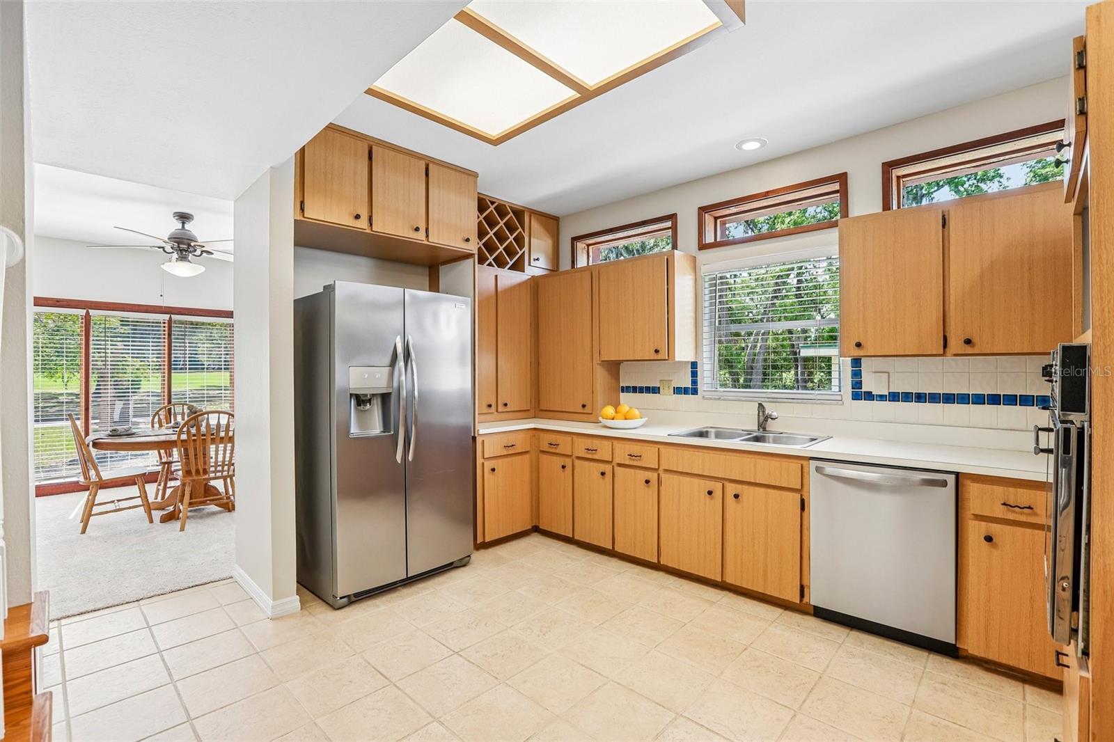 118 N GREENFIELD AVE, TEMPLE TERRACE, FL, 33617