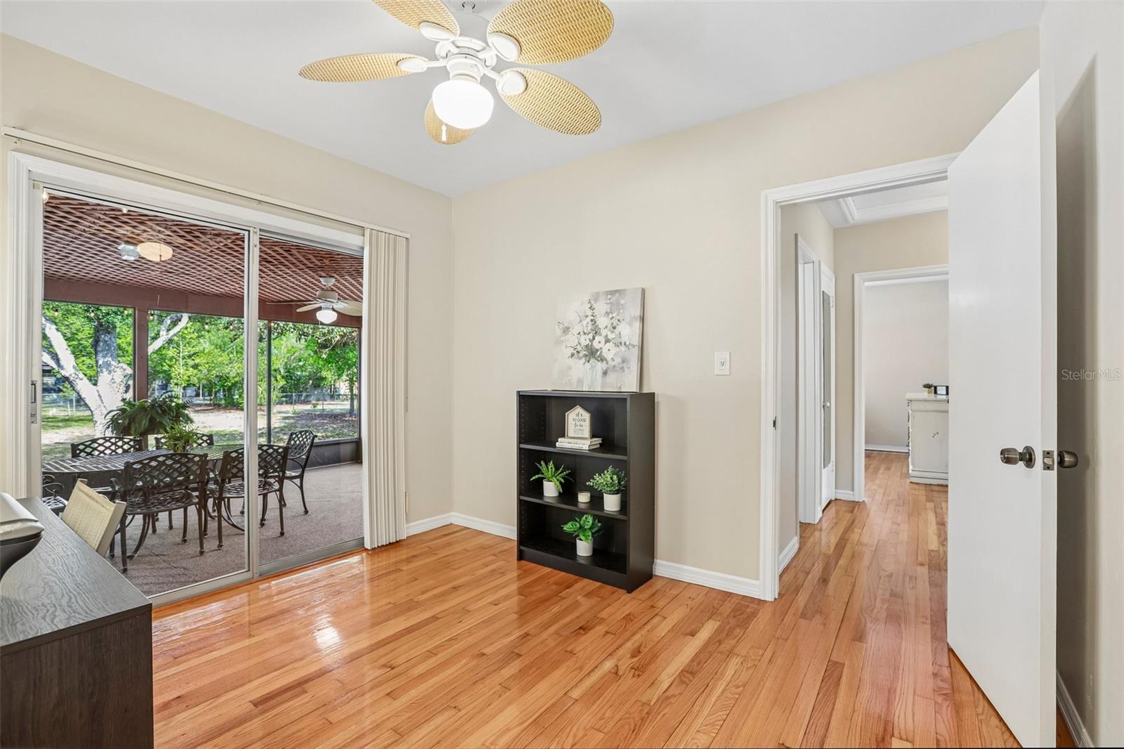 118 N GREENFIELD AVE, TEMPLE TERRACE, FL, 33617
