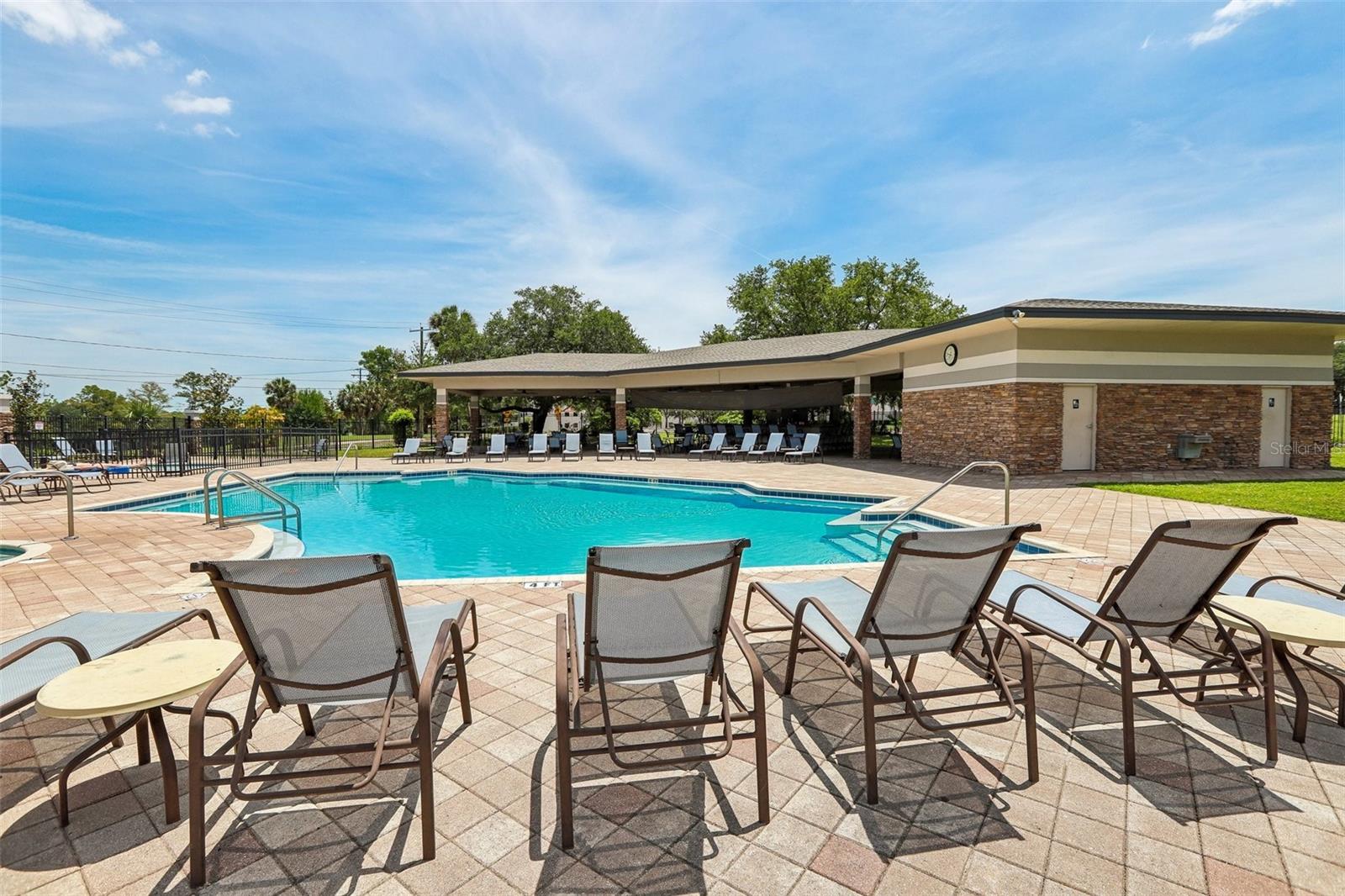 118 N GREENFIELD AVE, TEMPLE TERRACE, FL, 33617