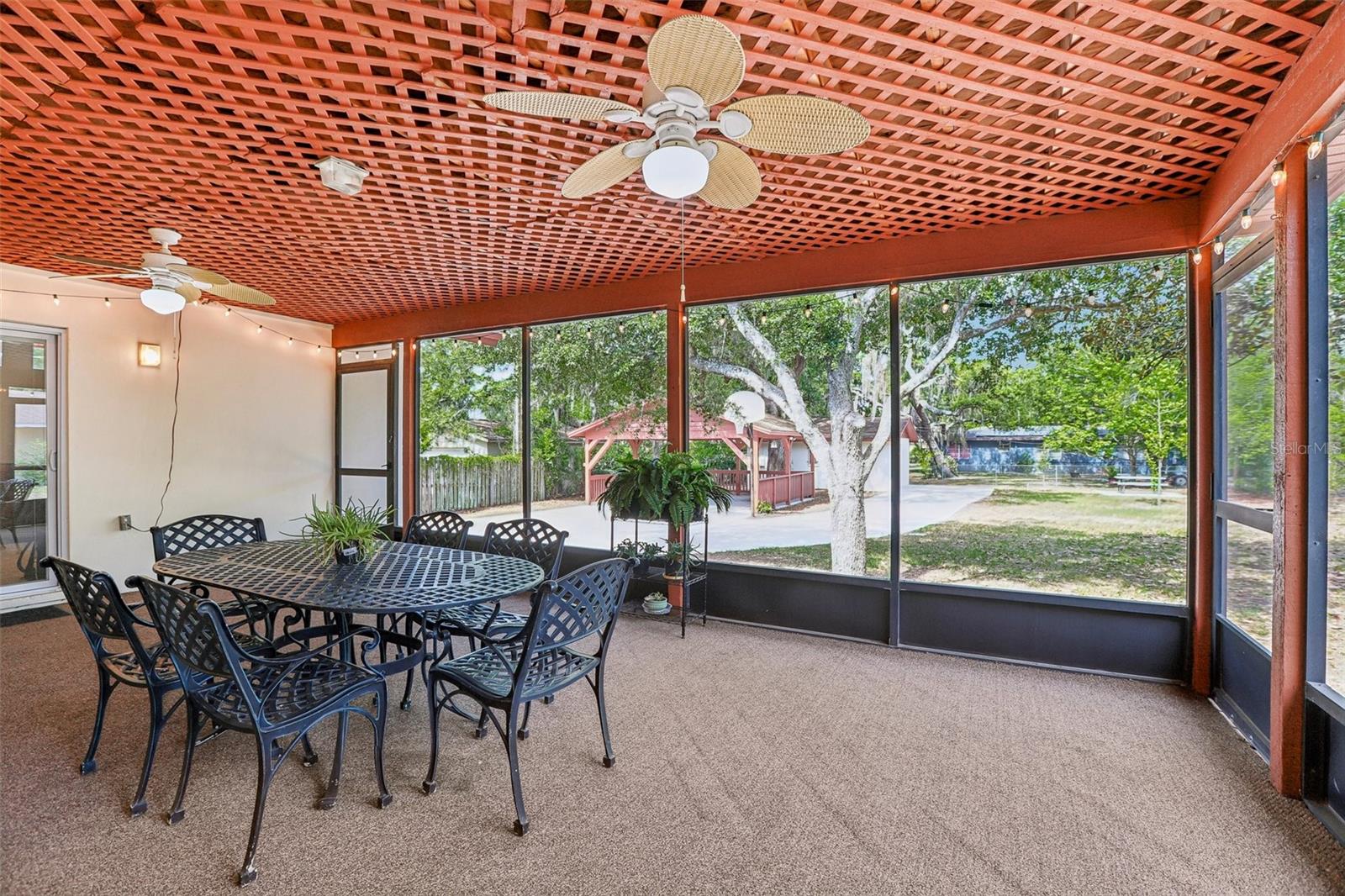 118 N GREENFIELD AVE, TEMPLE TERRACE, FL, 33617