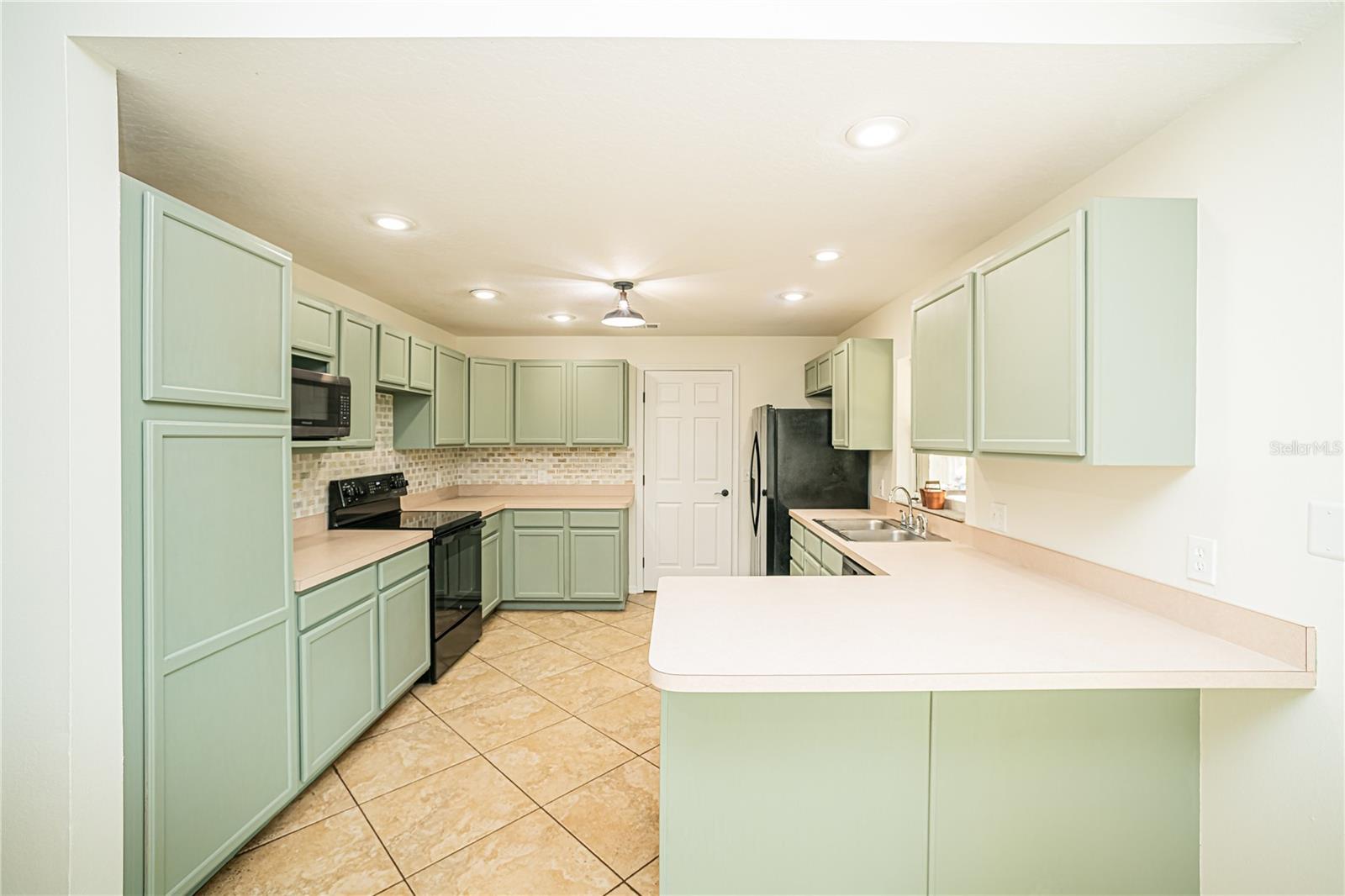 565 CHULA WOODS CT, CHULUOTA, FL, 32766