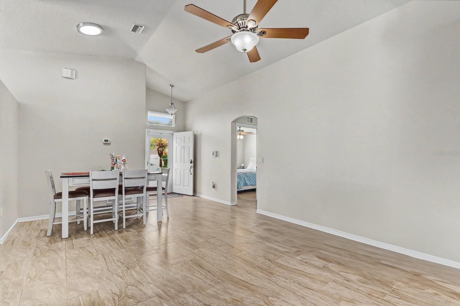 437 DAHOON HOLLY DR, DAYTONA BEACH, FL, 32117
