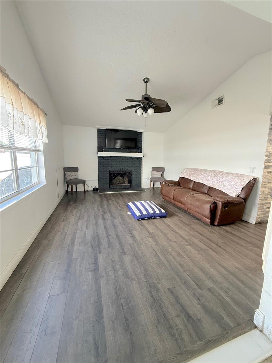 1160 MANITOBA ST, DELTONA, FL, 32725