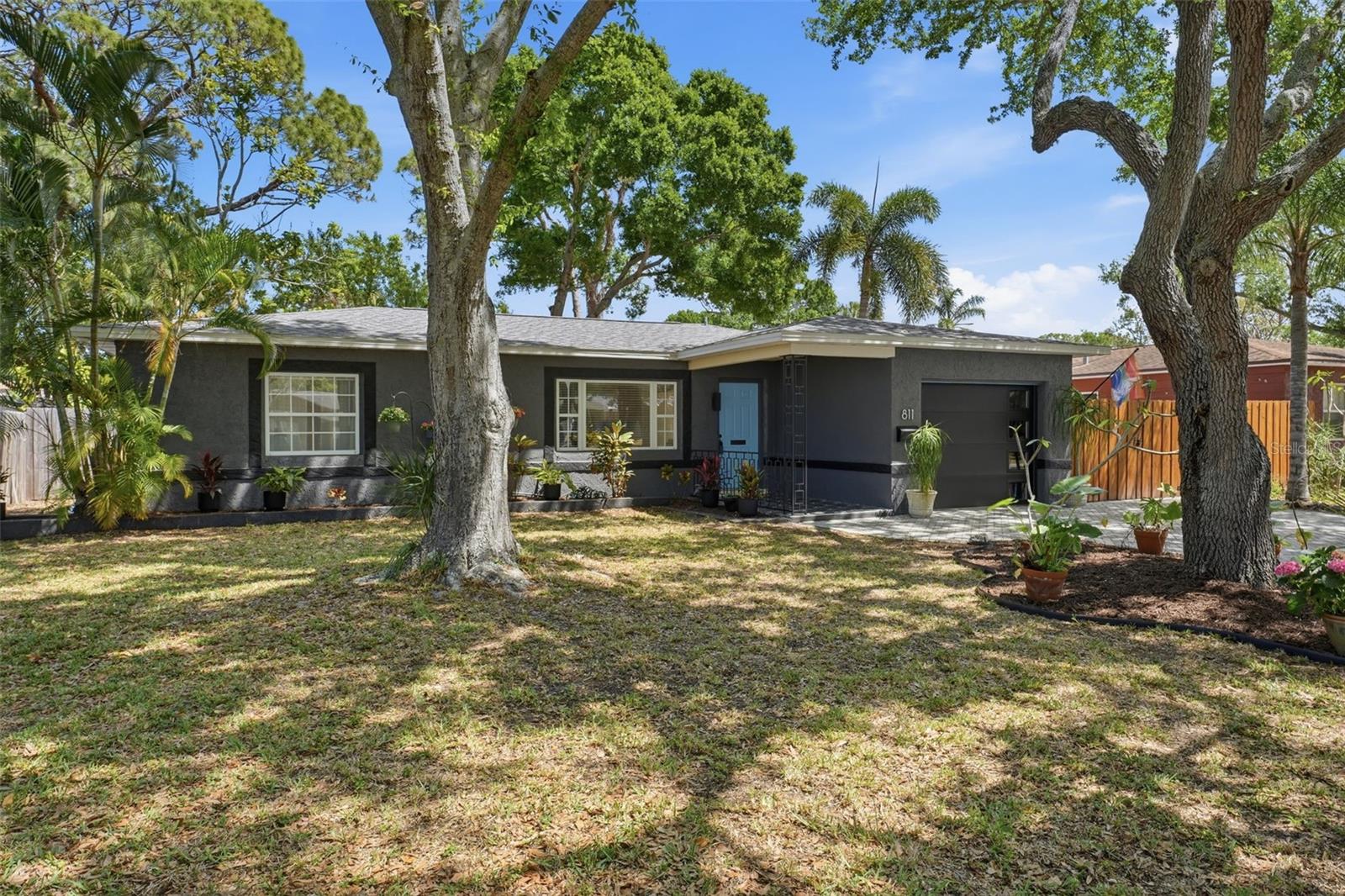 811 BAY VISTA BLVD S, ST PETERSBURG, FL, 33705