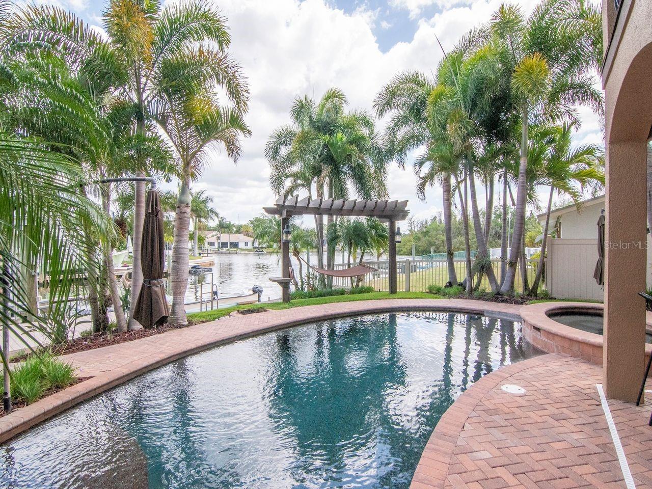 507 DRIFTWOOD DR E, PALM HARBOR, FL, 34683