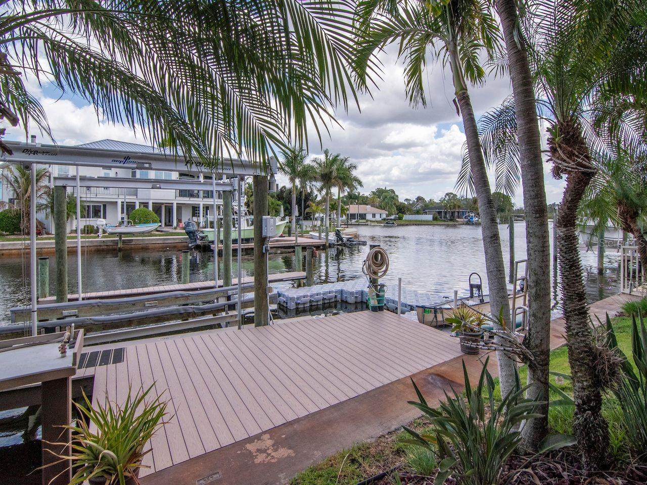 507 DRIFTWOOD DR E, PALM HARBOR, FL, 34683