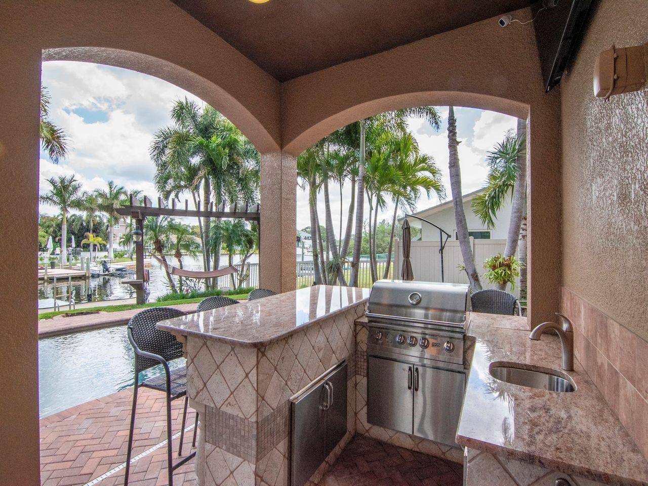507 DRIFTWOOD DR E, PALM HARBOR, FL, 34683