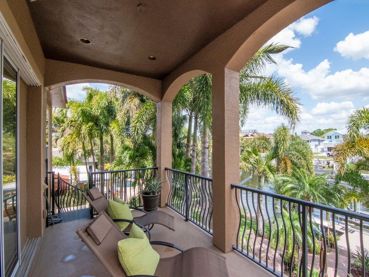 507 DRIFTWOOD DR E, PALM HARBOR, FL, 34683