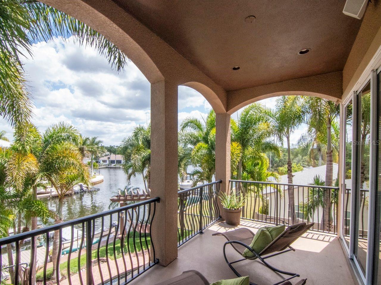 507 DRIFTWOOD DR E, PALM HARBOR, FL, 34683