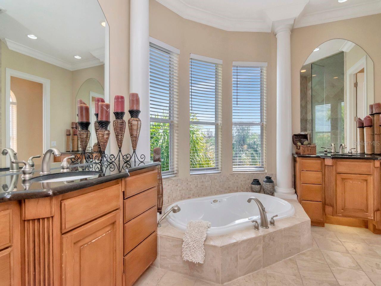 507 DRIFTWOOD DR E, PALM HARBOR, FL, 34683