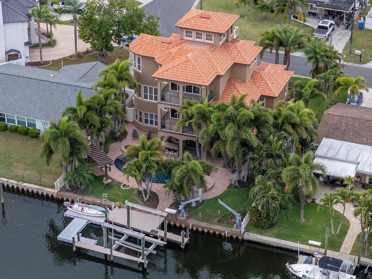507 DRIFTWOOD DR E, PALM HARBOR, FL, 34683