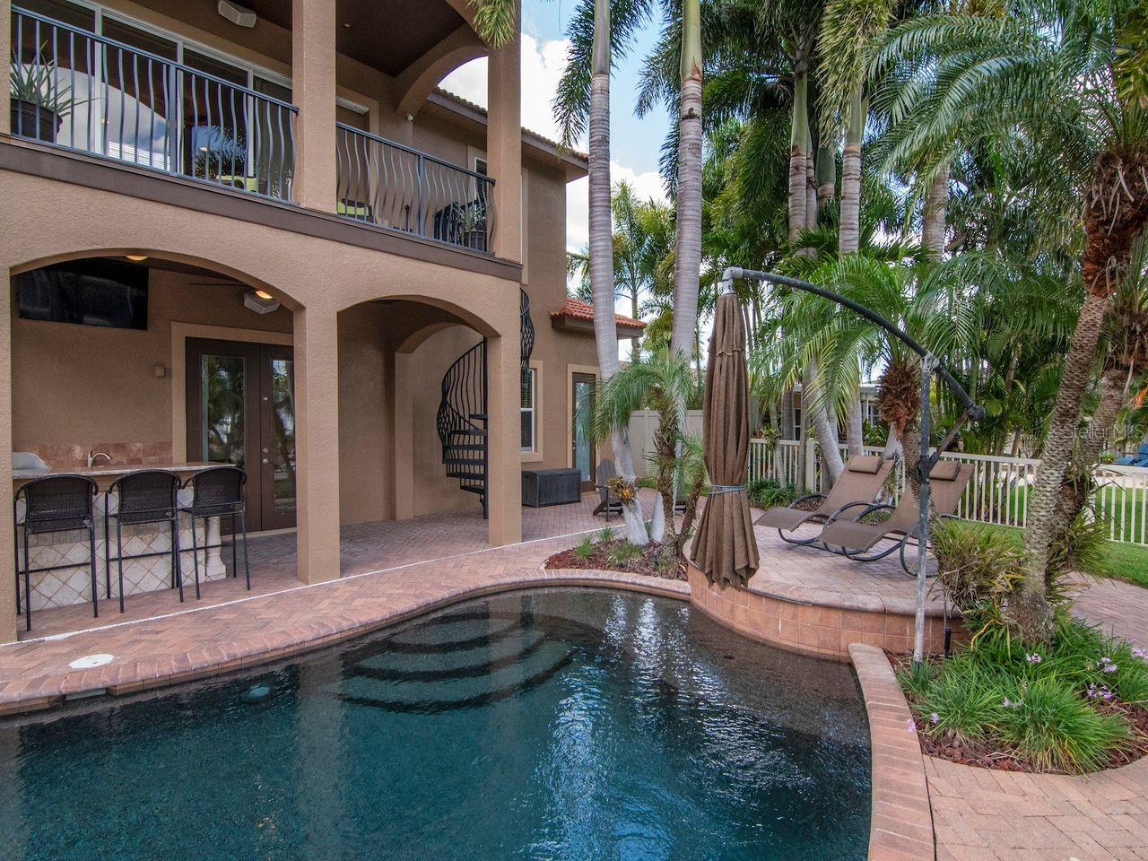 507 DRIFTWOOD DR E, PALM HARBOR, FL, 34683