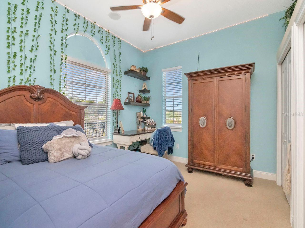507 DRIFTWOOD DR E, PALM HARBOR, FL, 34683
