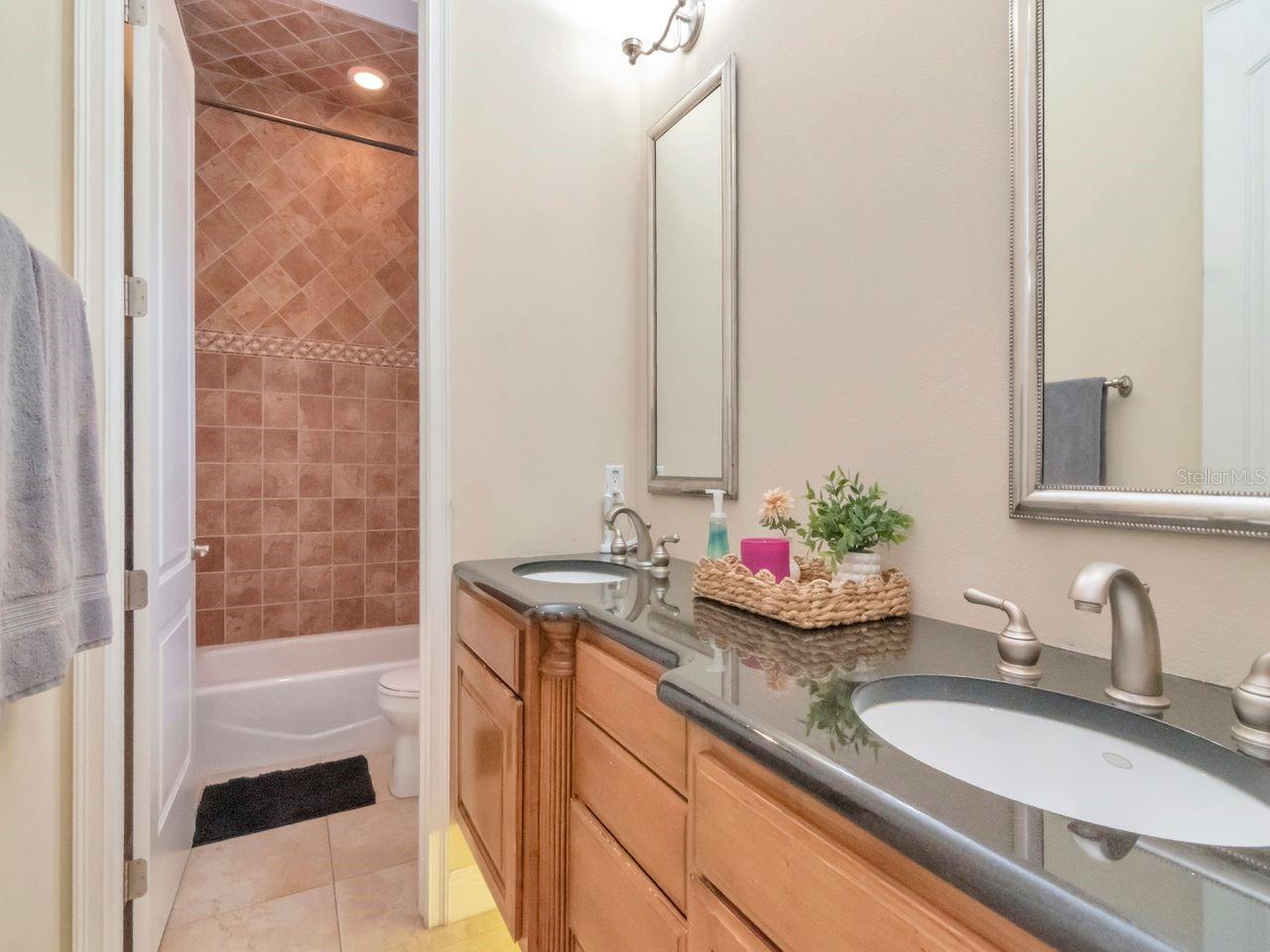 507 DRIFTWOOD DR E, PALM HARBOR, FL, 34683