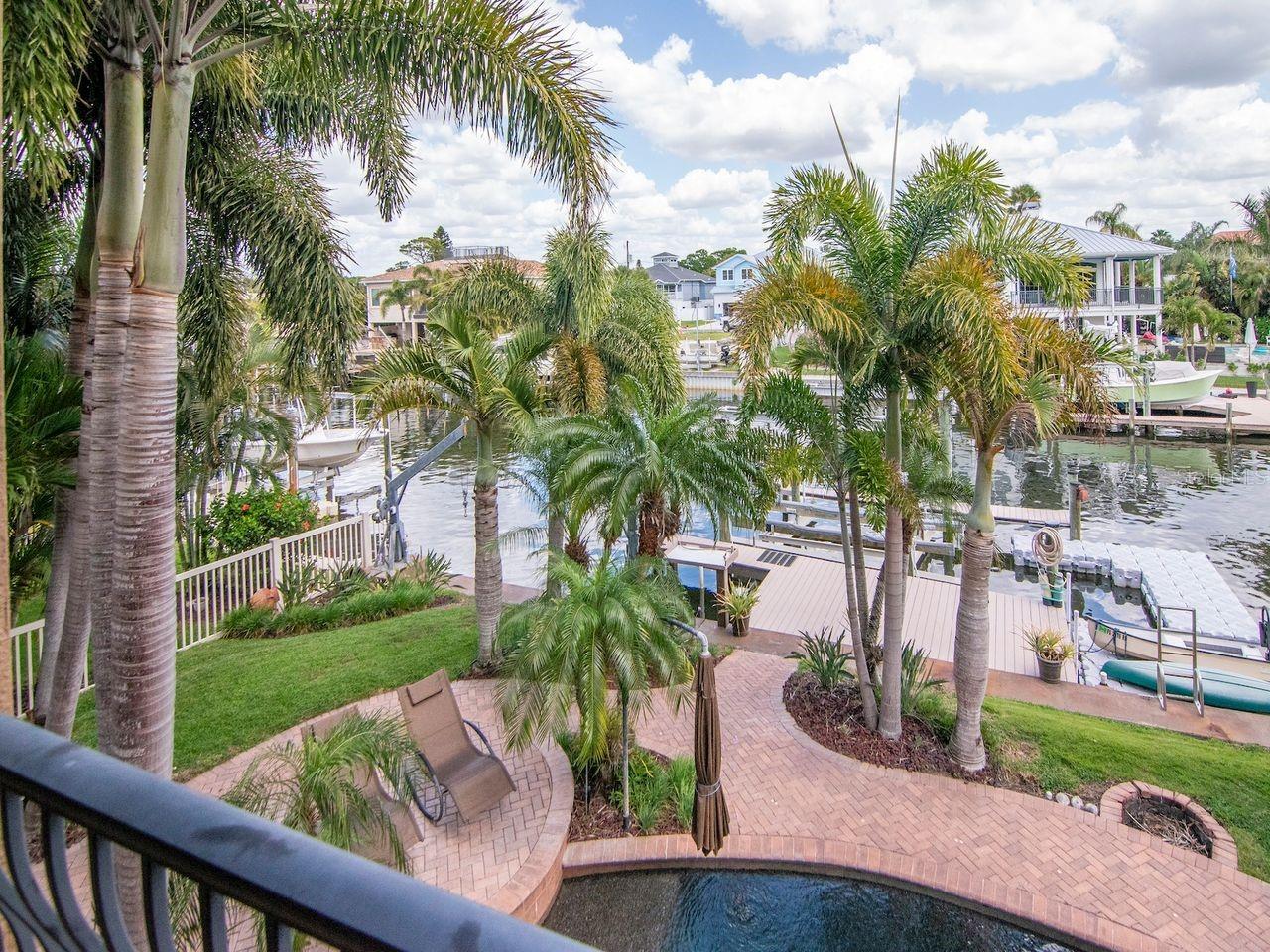 507 DRIFTWOOD DR E, PALM HARBOR, FL, 34683