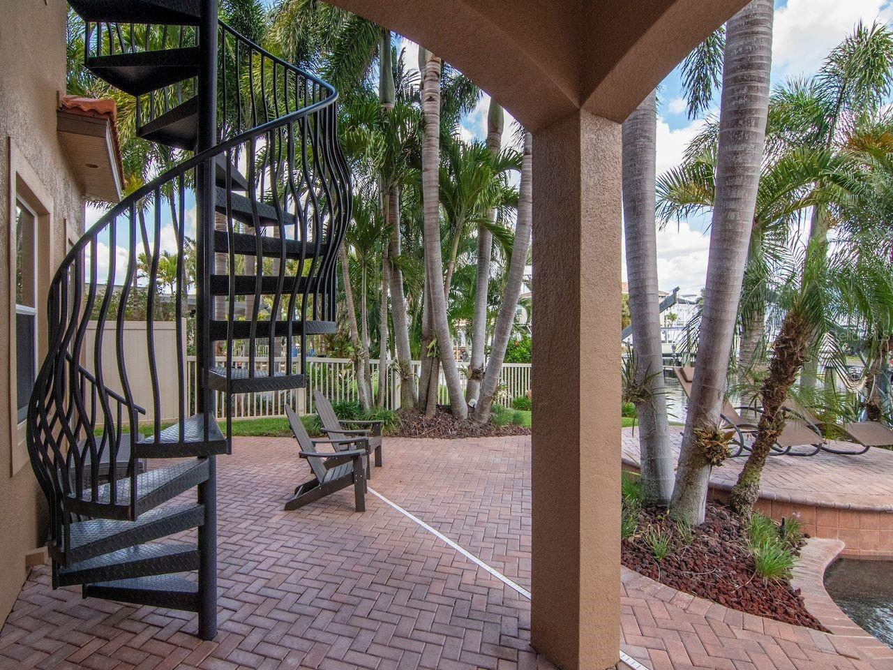 507 DRIFTWOOD DR E, PALM HARBOR, FL, 34683