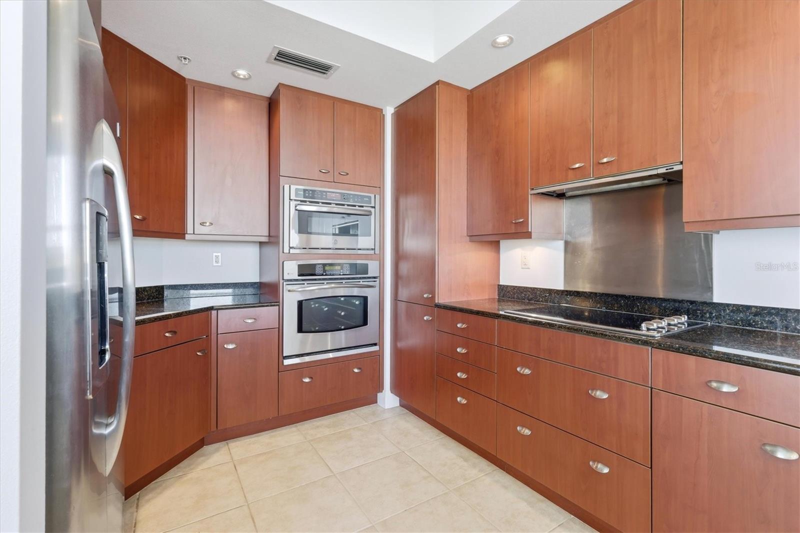 50 CENTRAL AVE #16-C, SARASOTA, FL, 34236