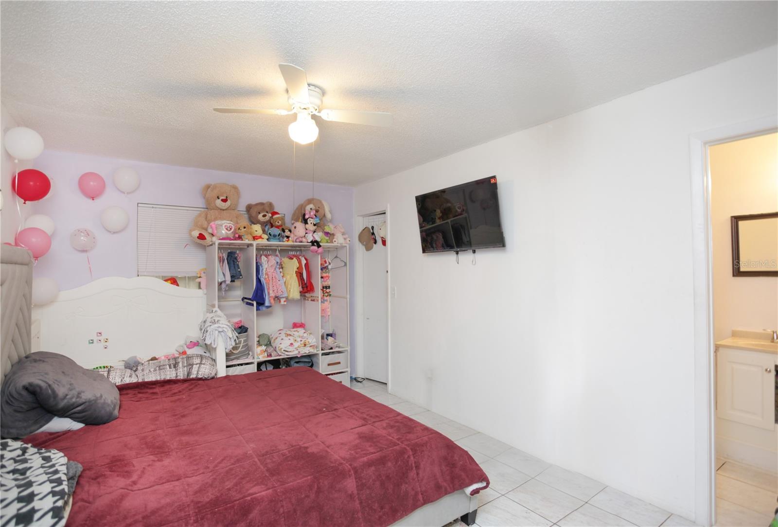 597 BABLONICA DR, ORLANDO, FL, 32807