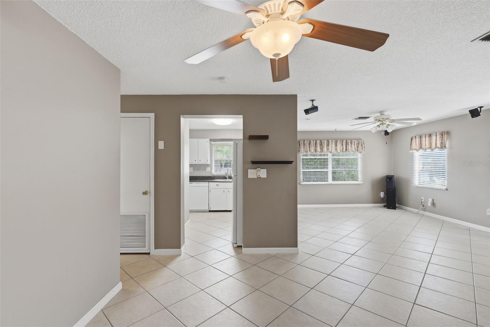 2444 HOPE AVE, DELTONA, FL, 32738