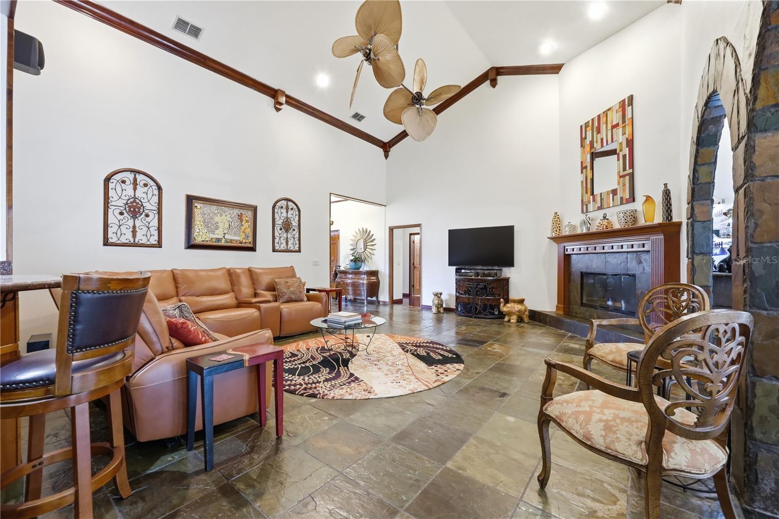 9211 HIDDEN BAY LN, ORLANDO, FL, 32819