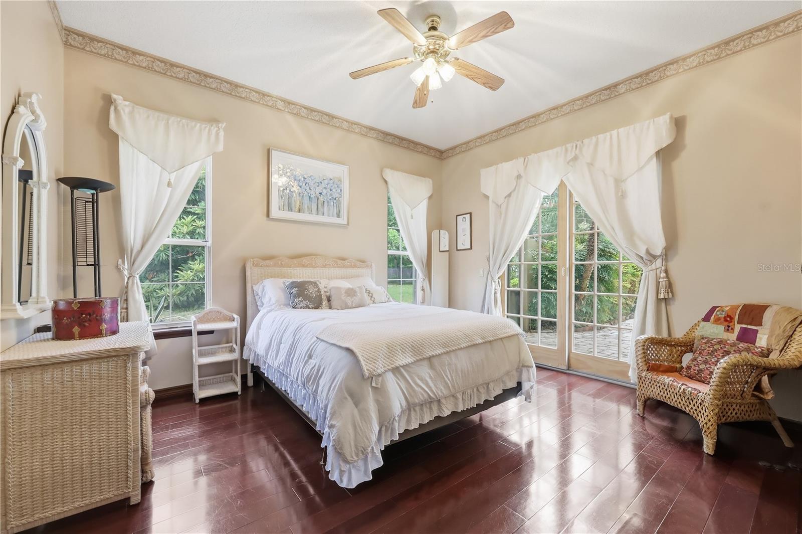 9211 HIDDEN BAY LN, ORLANDO, FL, 32819