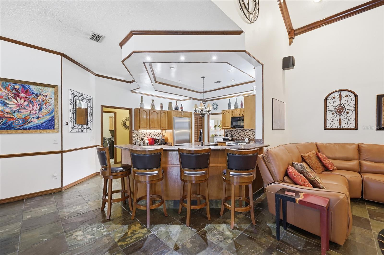 9211 HIDDEN BAY LN, ORLANDO, FL, 32819