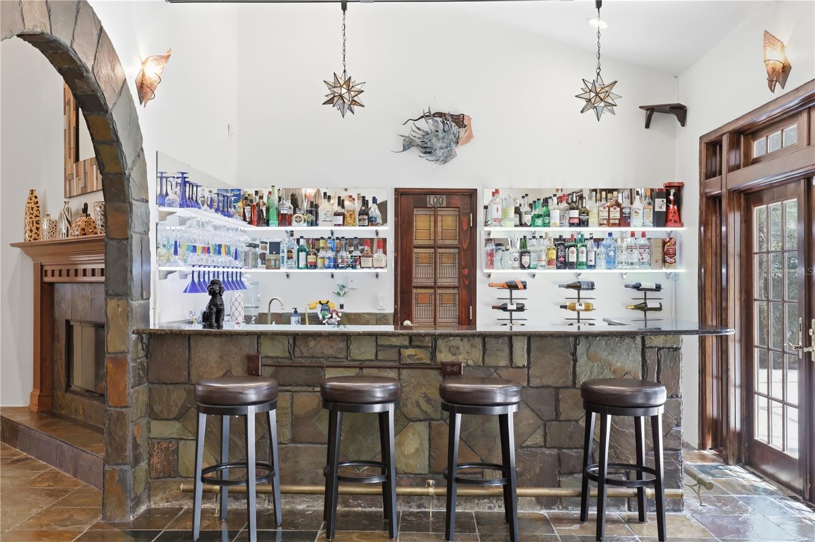 9211 HIDDEN BAY LN, ORLANDO, FL, 32819