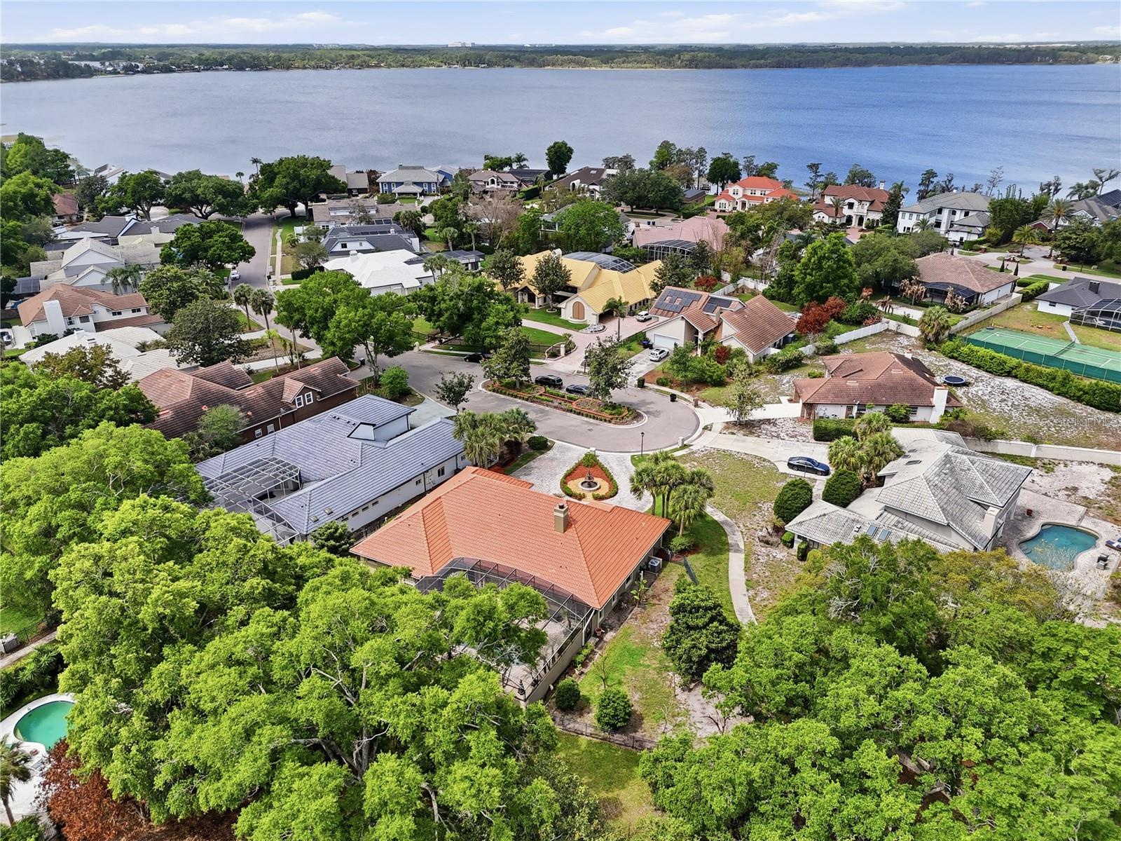 9211 HIDDEN BAY LN, ORLANDO, FL, 32819