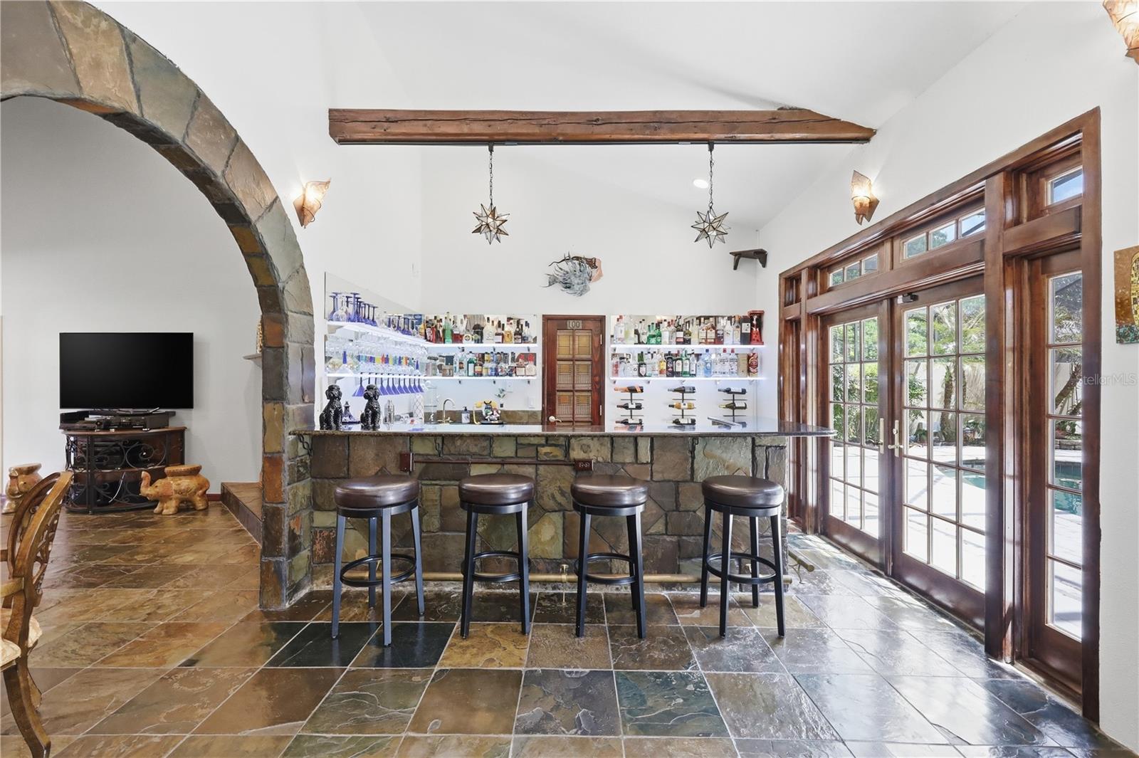 9211 HIDDEN BAY LN, ORLANDO, FL, 32819