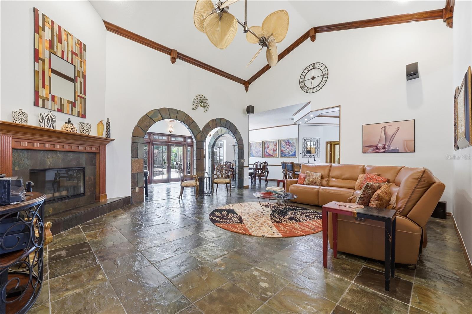 9211 HIDDEN BAY LN, ORLANDO, FL, 32819