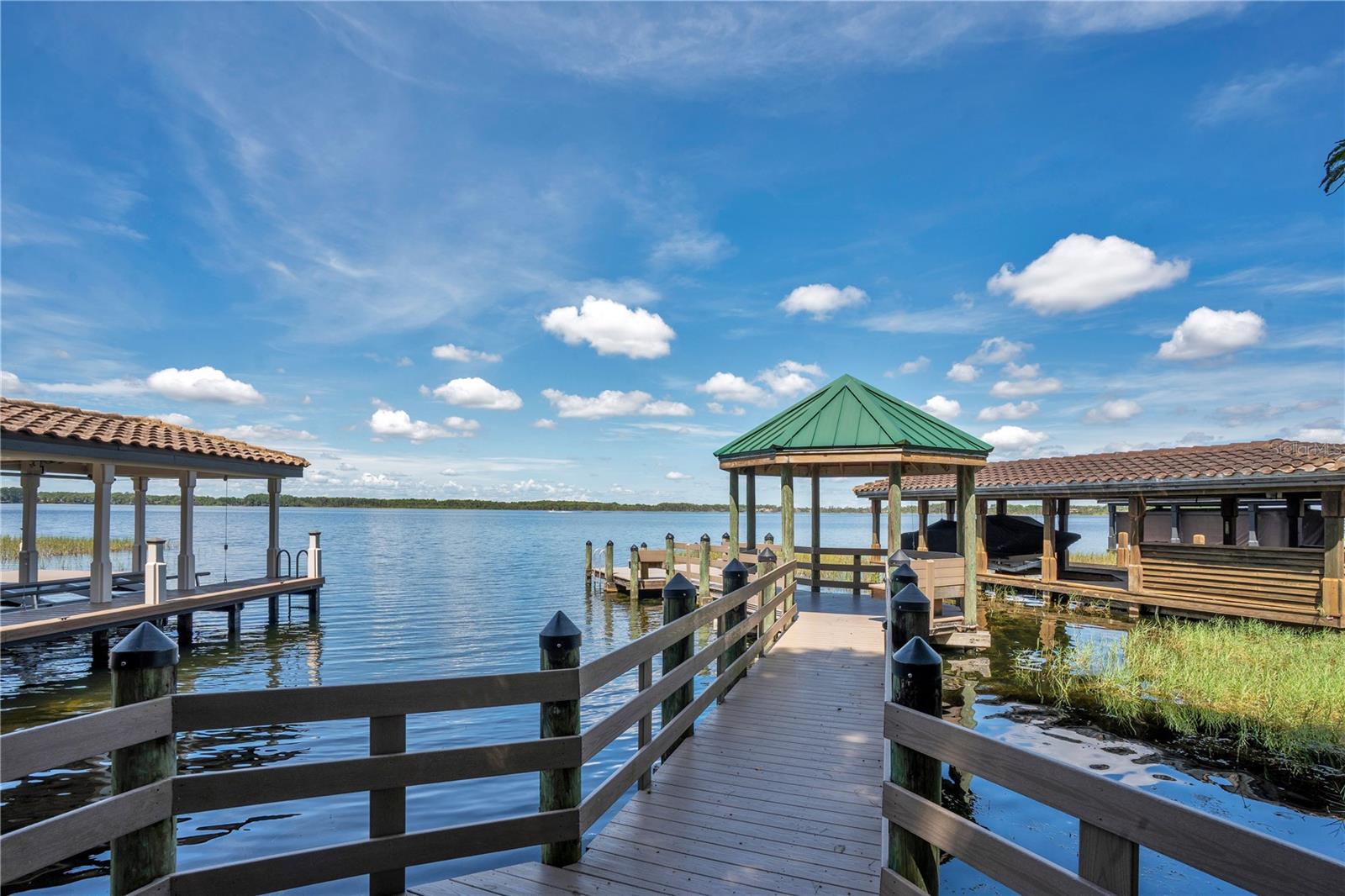 9211 HIDDEN BAY LN, ORLANDO, FL, 32819