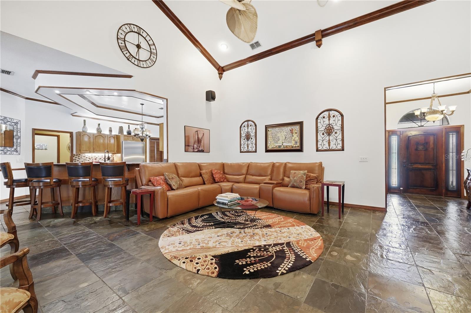 9211 HIDDEN BAY LN, ORLANDO, FL, 32819