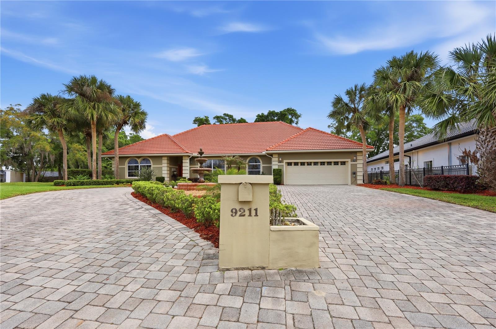 9211 HIDDEN BAY LN, ORLANDO, FL, 32819