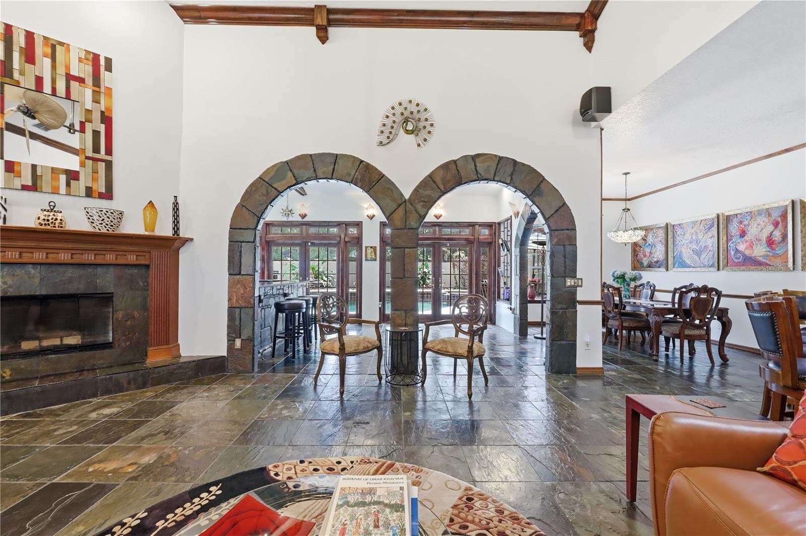 9211 HIDDEN BAY LN, ORLANDO, FL, 32819