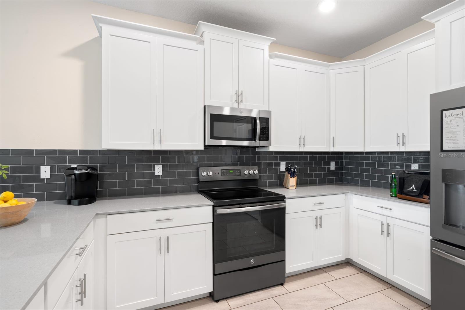 9050 STINGER DR, DAVENPORT, FL, 33896
