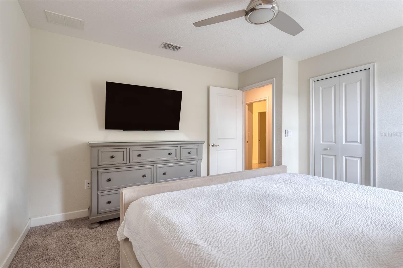 9050 STINGER DR, DAVENPORT, FL, 33896