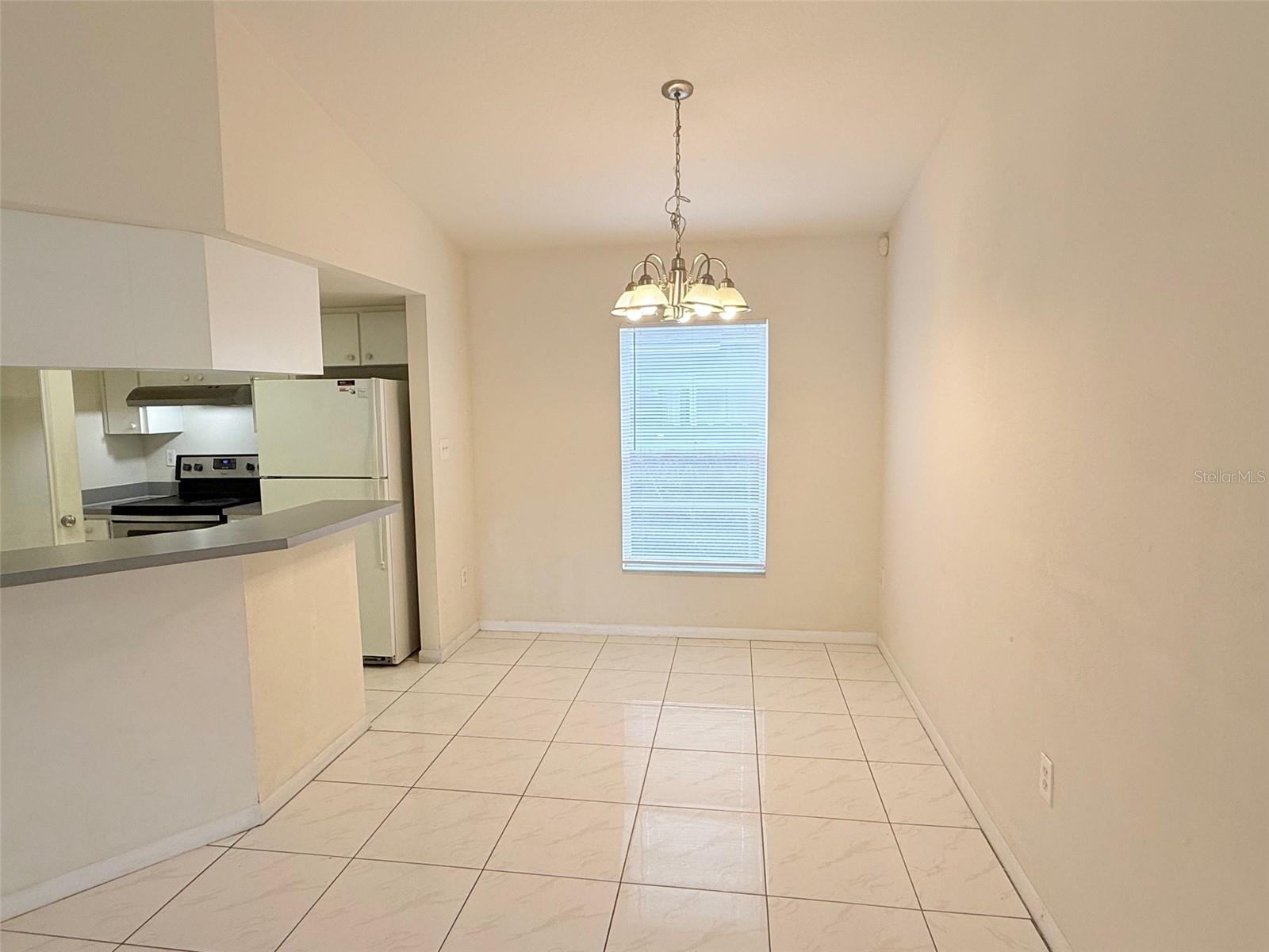2615 E CURTIS ST, TAMPA, FL, 33610