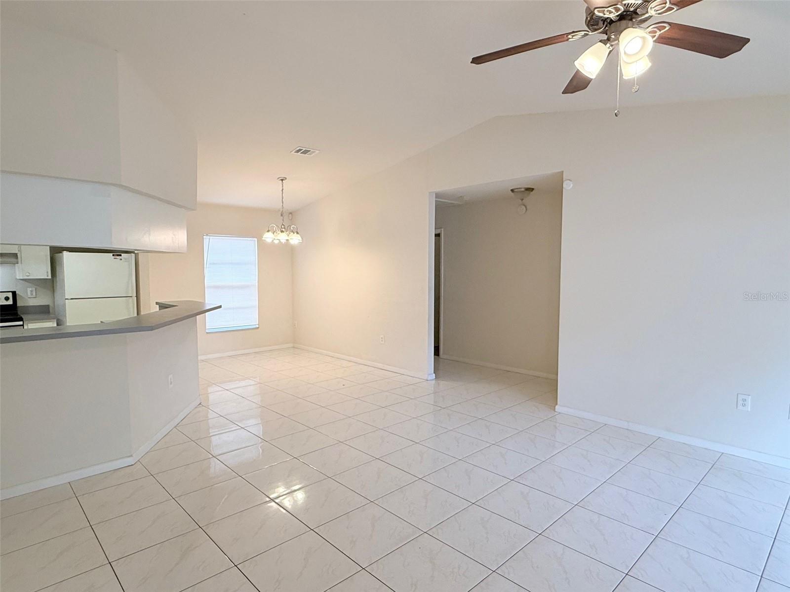 2615 E CURTIS ST, TAMPA, FL, 33610