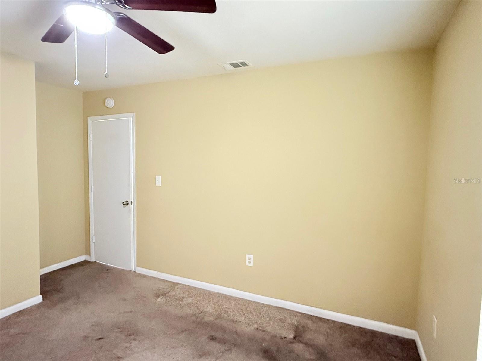 2615 E CURTIS ST, TAMPA, FL, 33610