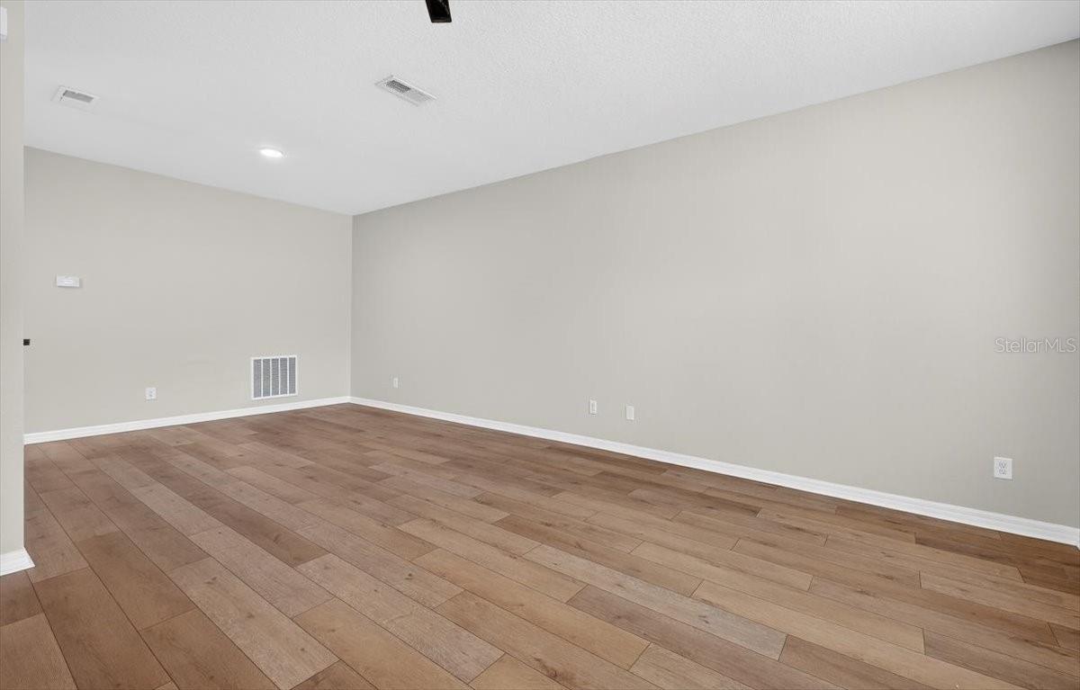 1654 J LAWSON BLVD, ORLANDO, FL, 32824
