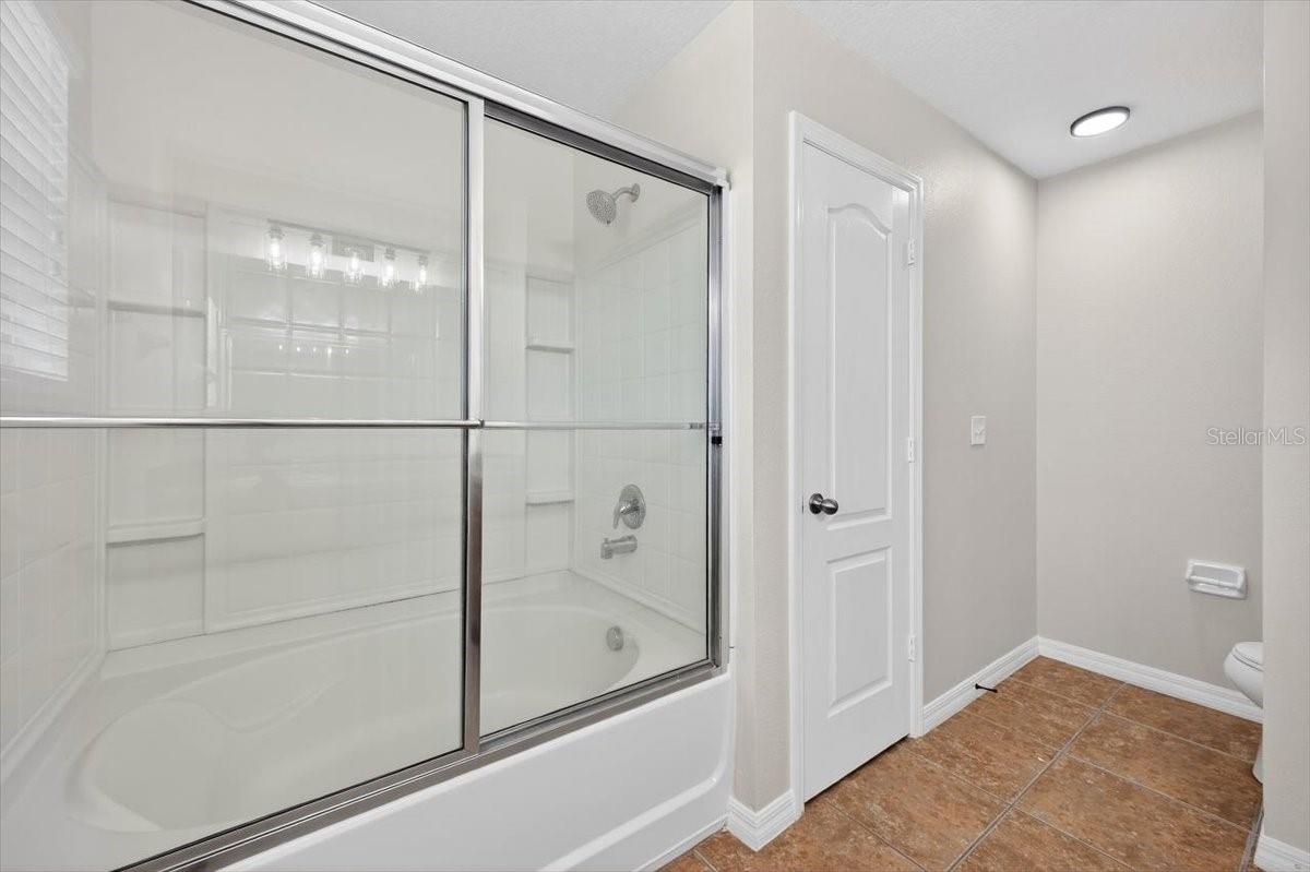 1654 J LAWSON BLVD, ORLANDO, FL, 32824