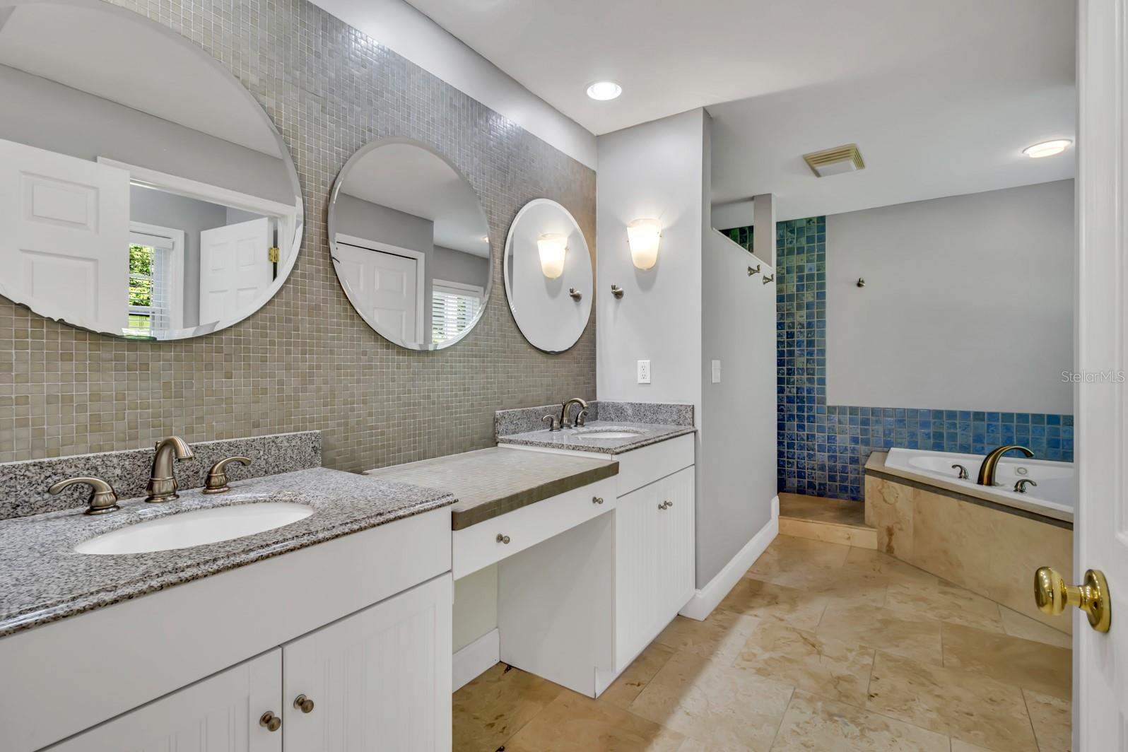 2619 W PONKAN RD, APOPKA, FL, 32712