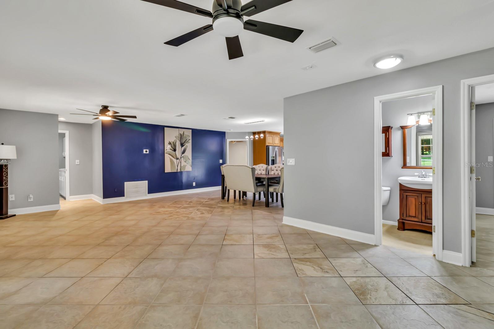 2619 W PONKAN RD, APOPKA, FL, 32712