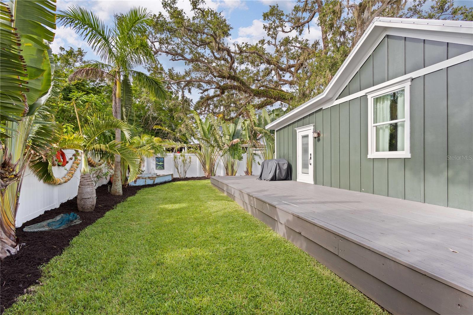 217 9TH ST E, BRADENTON, FL, 34208