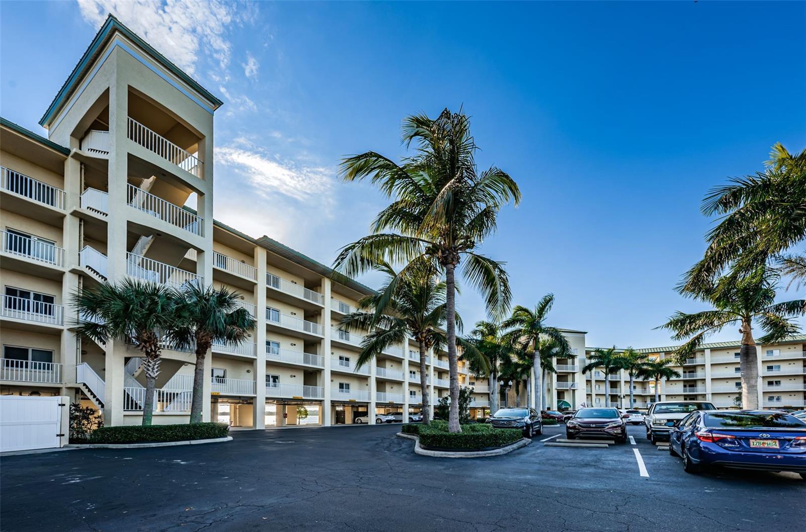 8800 BAY PINES BLVD #303, ST PETERSBURG, FL, 33709