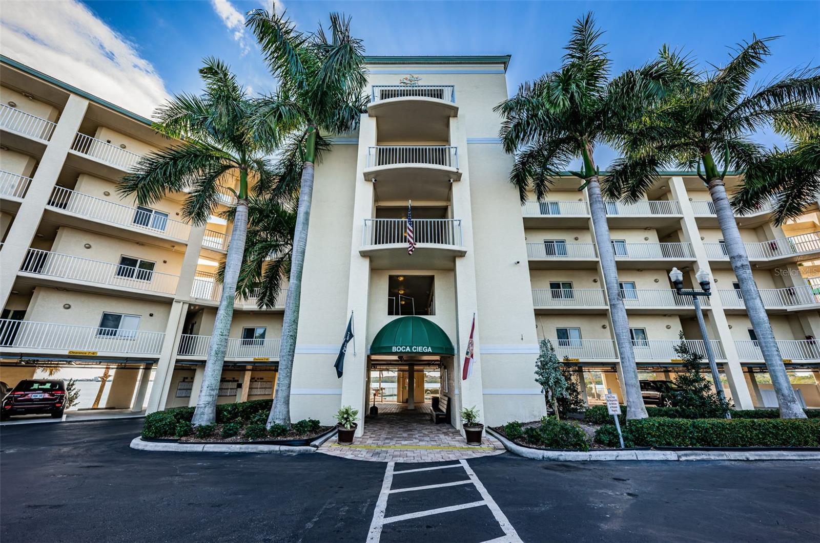 8800 BAY PINES BLVD #303, ST PETERSBURG, FL, 33709